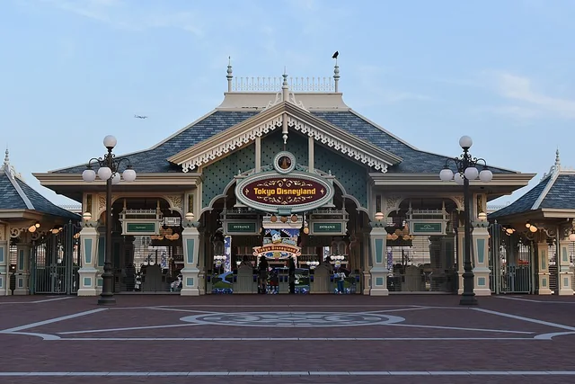 東京ディズニーランドの入口